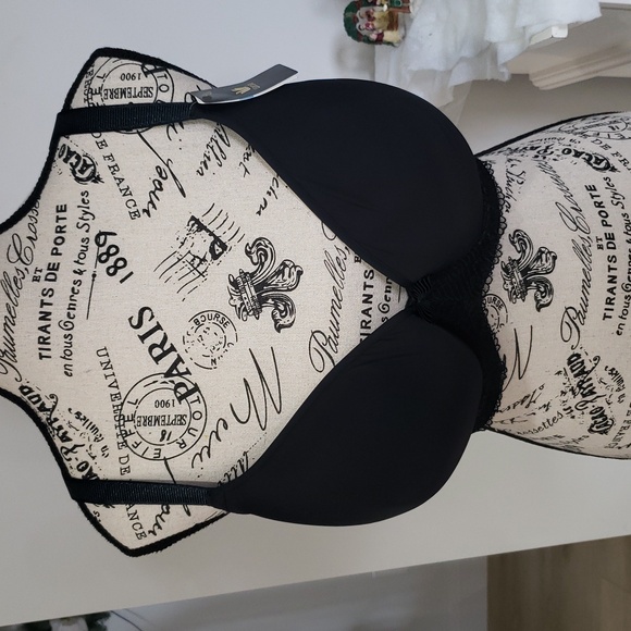 WACOAL | Women's Black La Femme Lightly Lined Underwire T-Shirt Bra - Picture 2 of 8